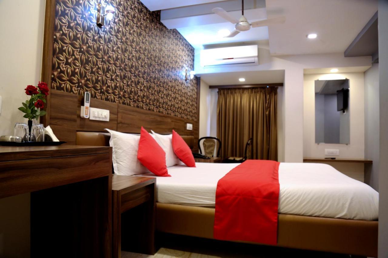 Hotel Sea Shore Navi Mumbai Esterno foto
