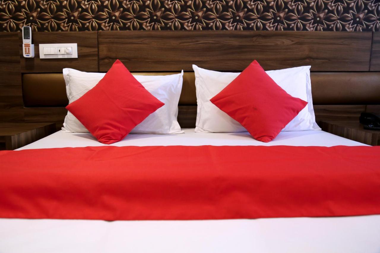 Hotel Sea Shore Navi Mumbai Esterno foto